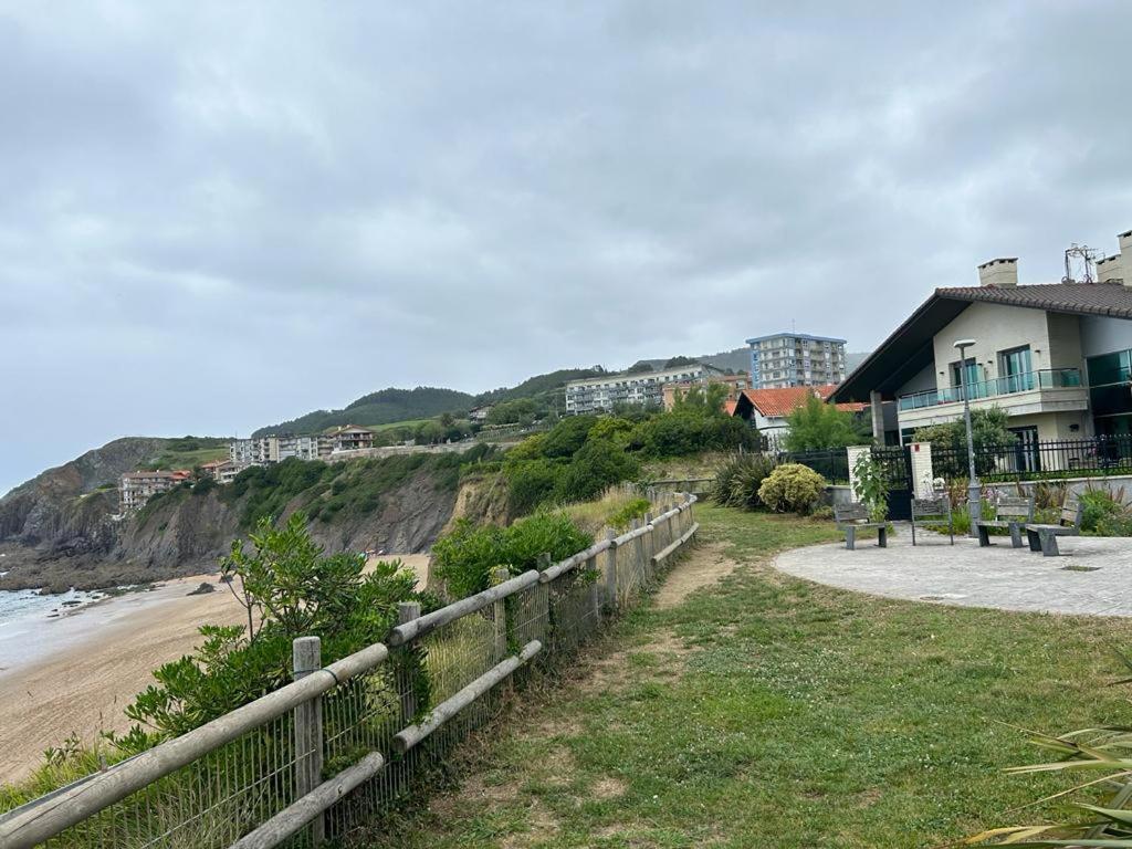 Bakio Beach House Exterior photo